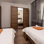 Split4 *